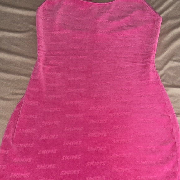 SKIMS Hot Pink Velour Logo Dress Rare Sold Out Size small - Picture 5 of 10